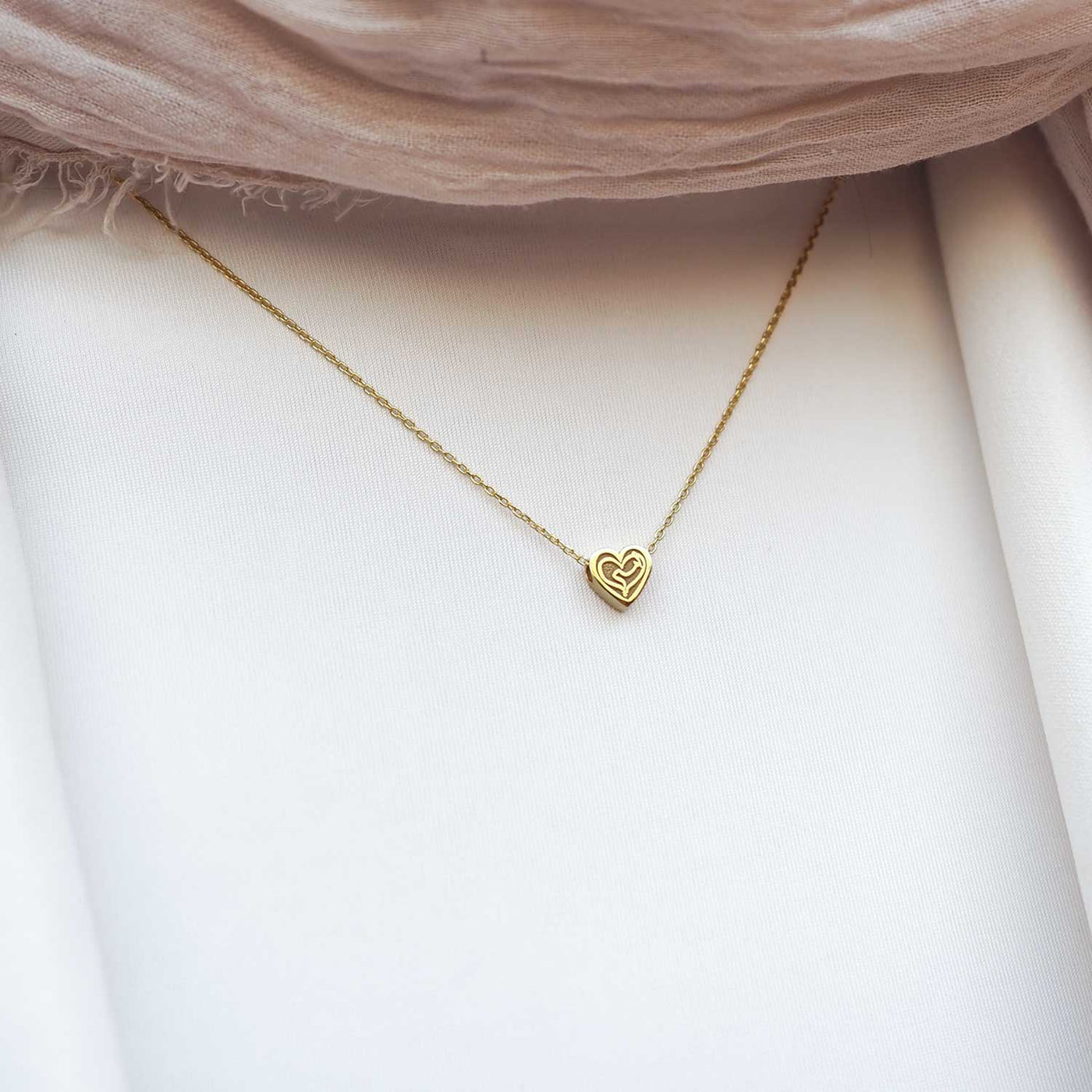 Anne Yazılı Kalp Desenli Gümüş Kolye (Altın Kaplama) - WAMT014