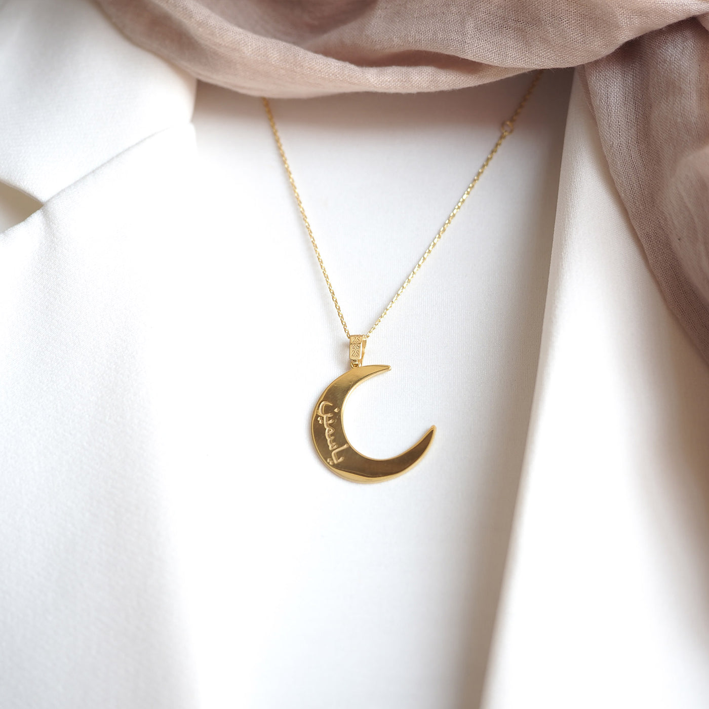 Kişiye Özel İsimli Hilal Gümüş Kolye - WAMT062