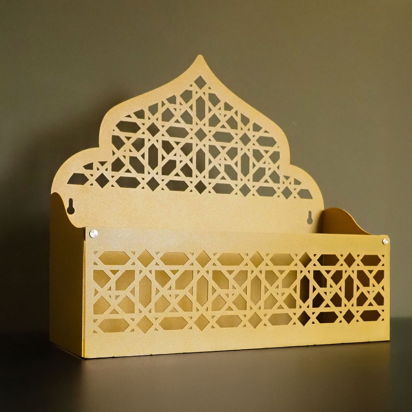 Mihrap Formlu Metal Kur’an, Tesbih ve Seccade Rafı (Duvara Monte / Masaüstü) – WAMH200