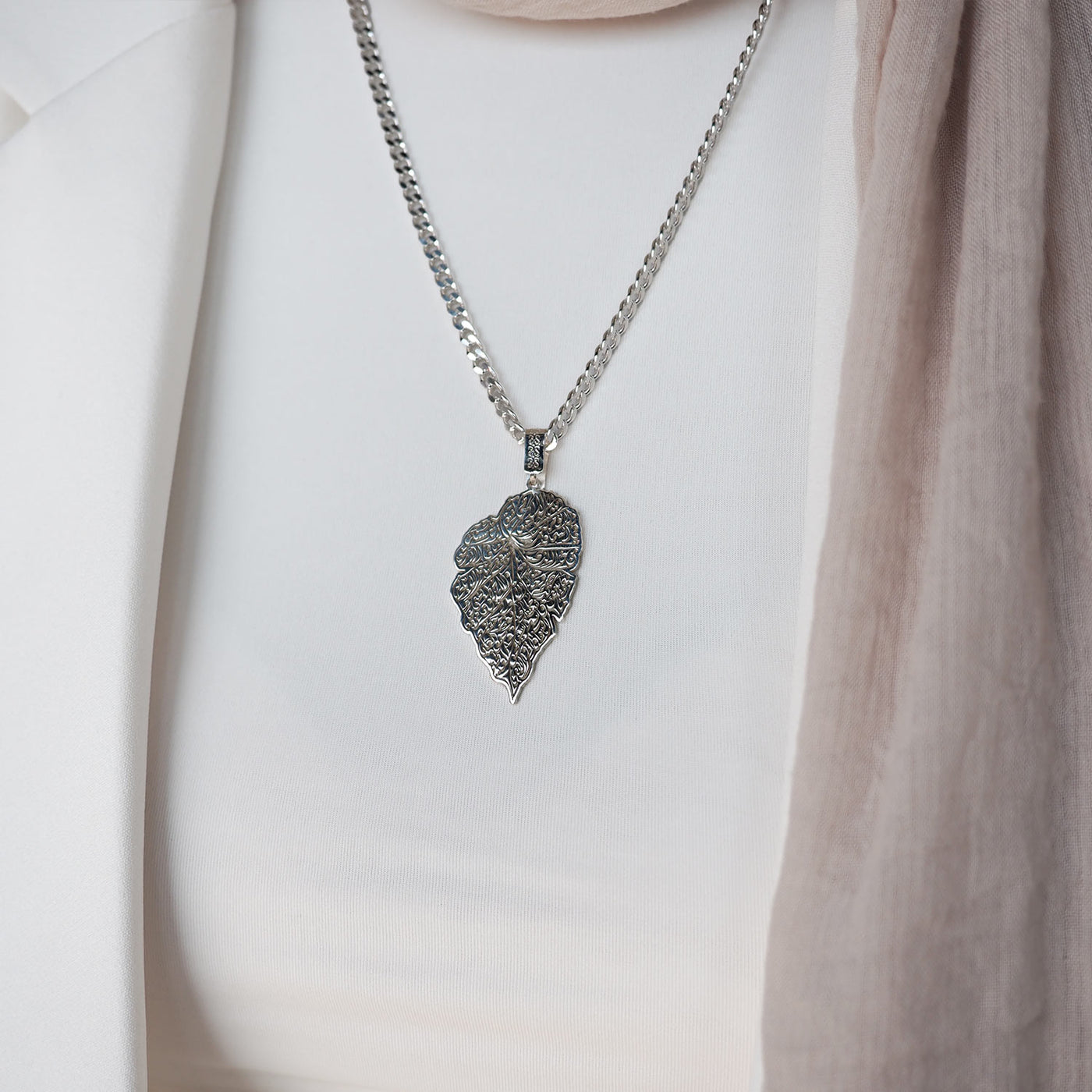 Ayetel Kürsi Yazılı Gümüş Kolye - WAMT039