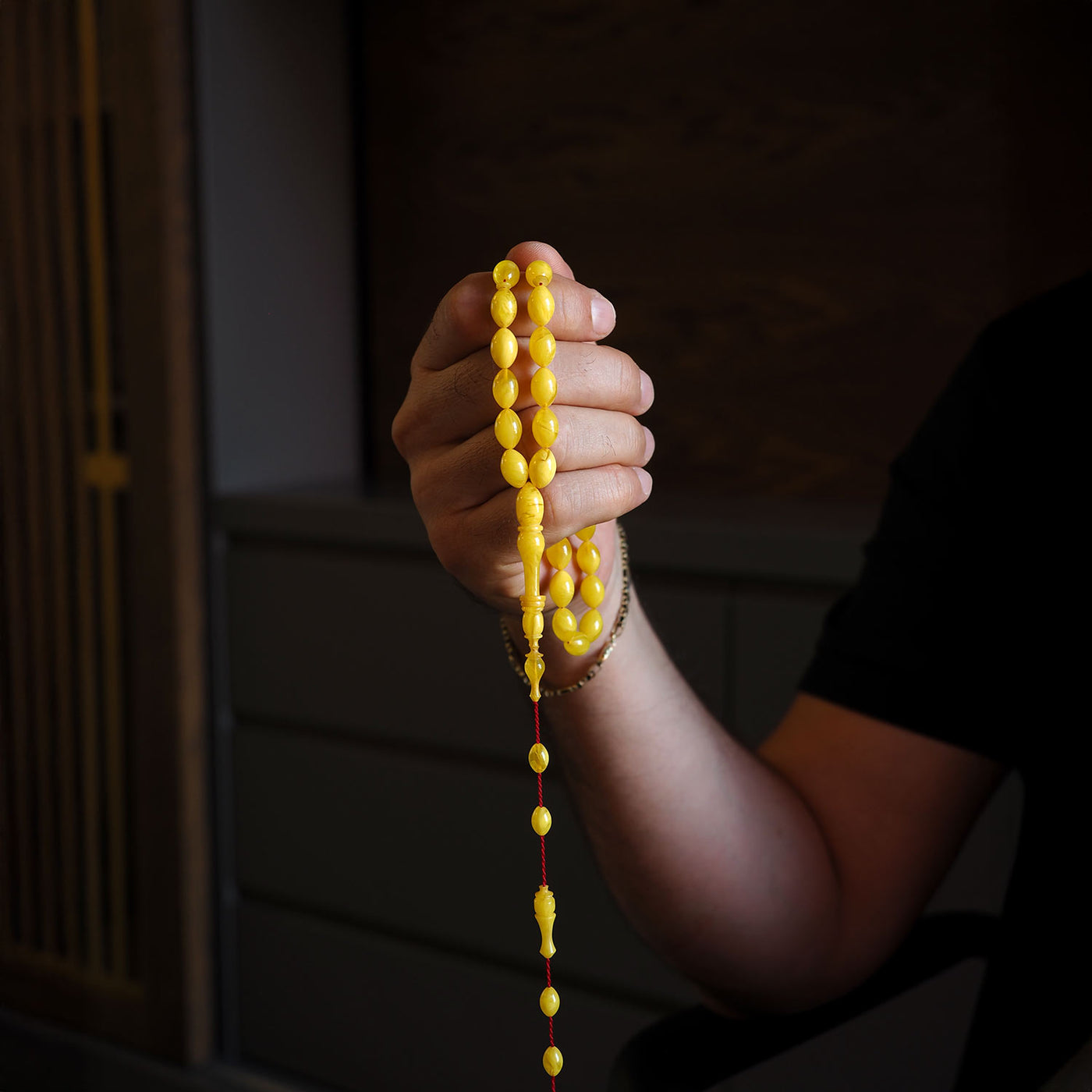 Halka İşçilikli Sıkma Kehribar Tesbih – WATD009