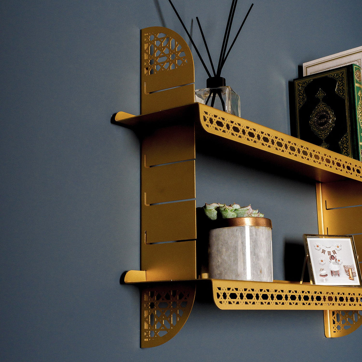 Kadem Ayarlanabilir Metal İslami Duvar Rafı – WAMH199
