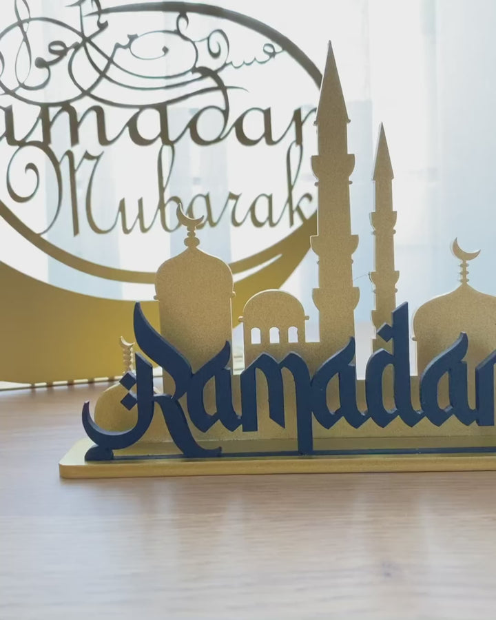 Ramadan Mubarak Yazılı Metal Masaüstü Ramazan Dekoru - WAMH109
